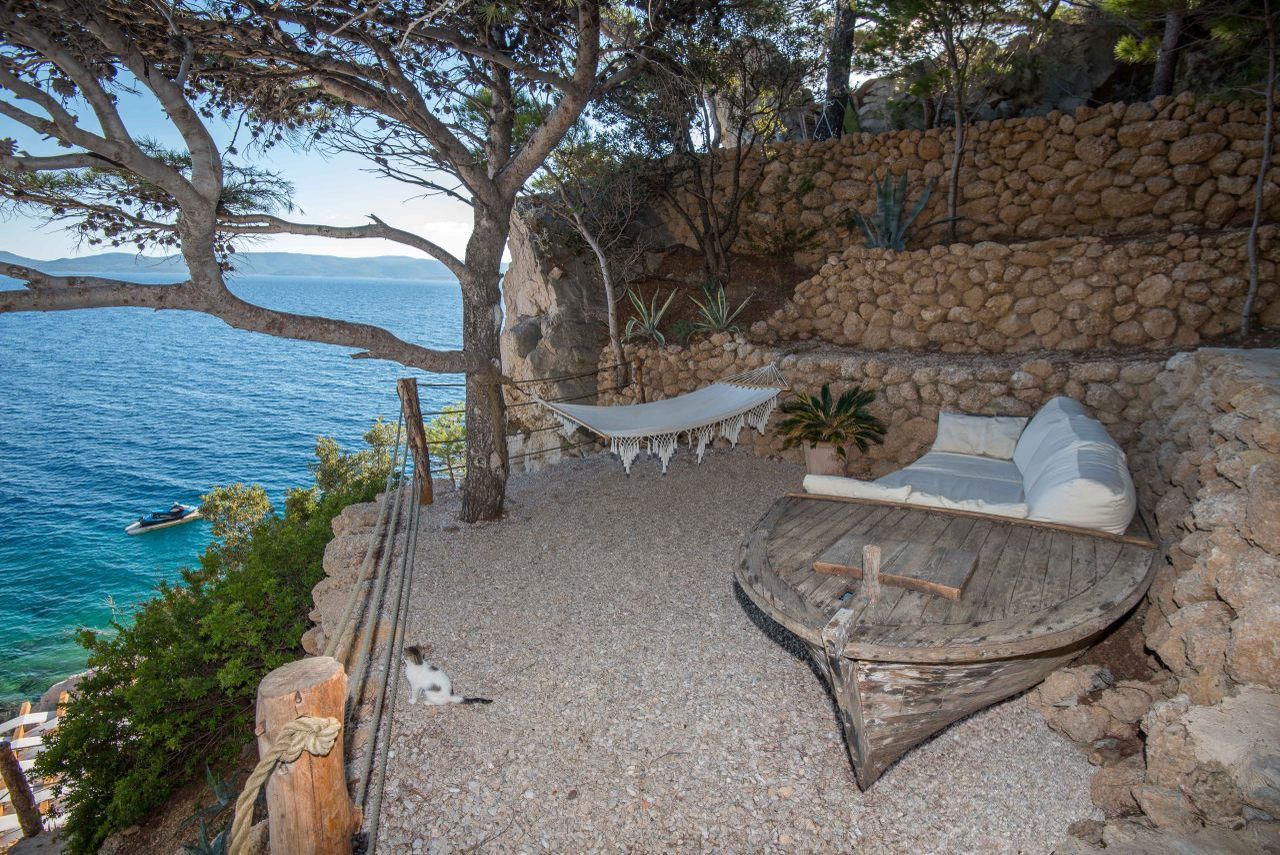 Vela Sollis Image Gallery 10